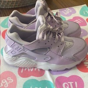 Super cute worn a handful of times